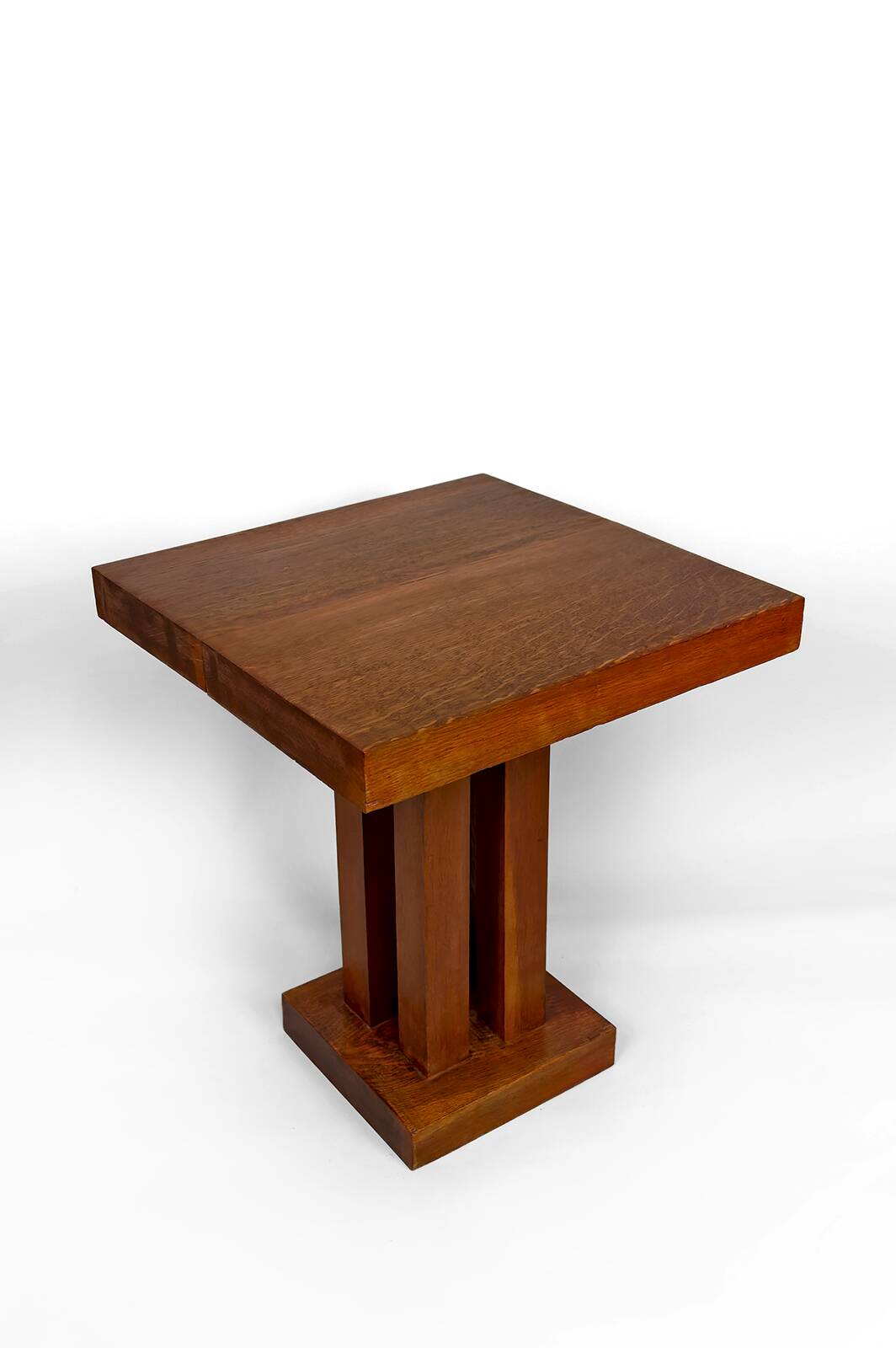 Guéridon en Chêne Massif, Art Déco Moderniste, France, Circa 1930