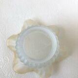 Tulipe abat-jour ancienne verre dépoli couronne plissée blanche et mordorée