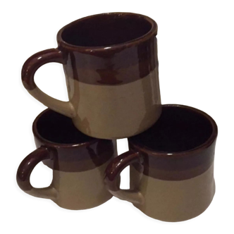 Set of 3 stoneware mugs