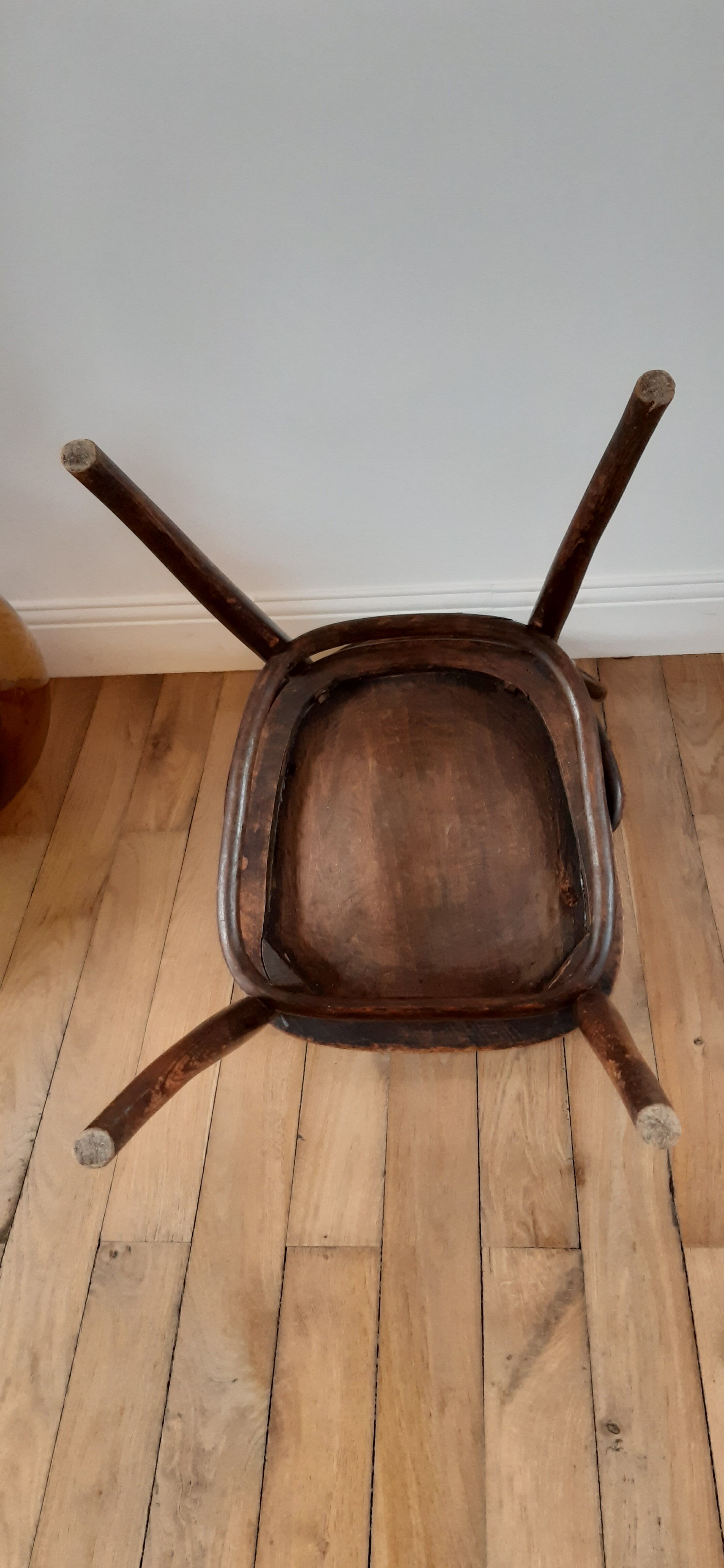 Chaise Jacob & Josef Kohn en bois courbé et gravé 1800