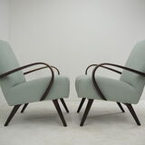 Pair of Ton/Thonet Beech Armchairs, Czechoslovakia