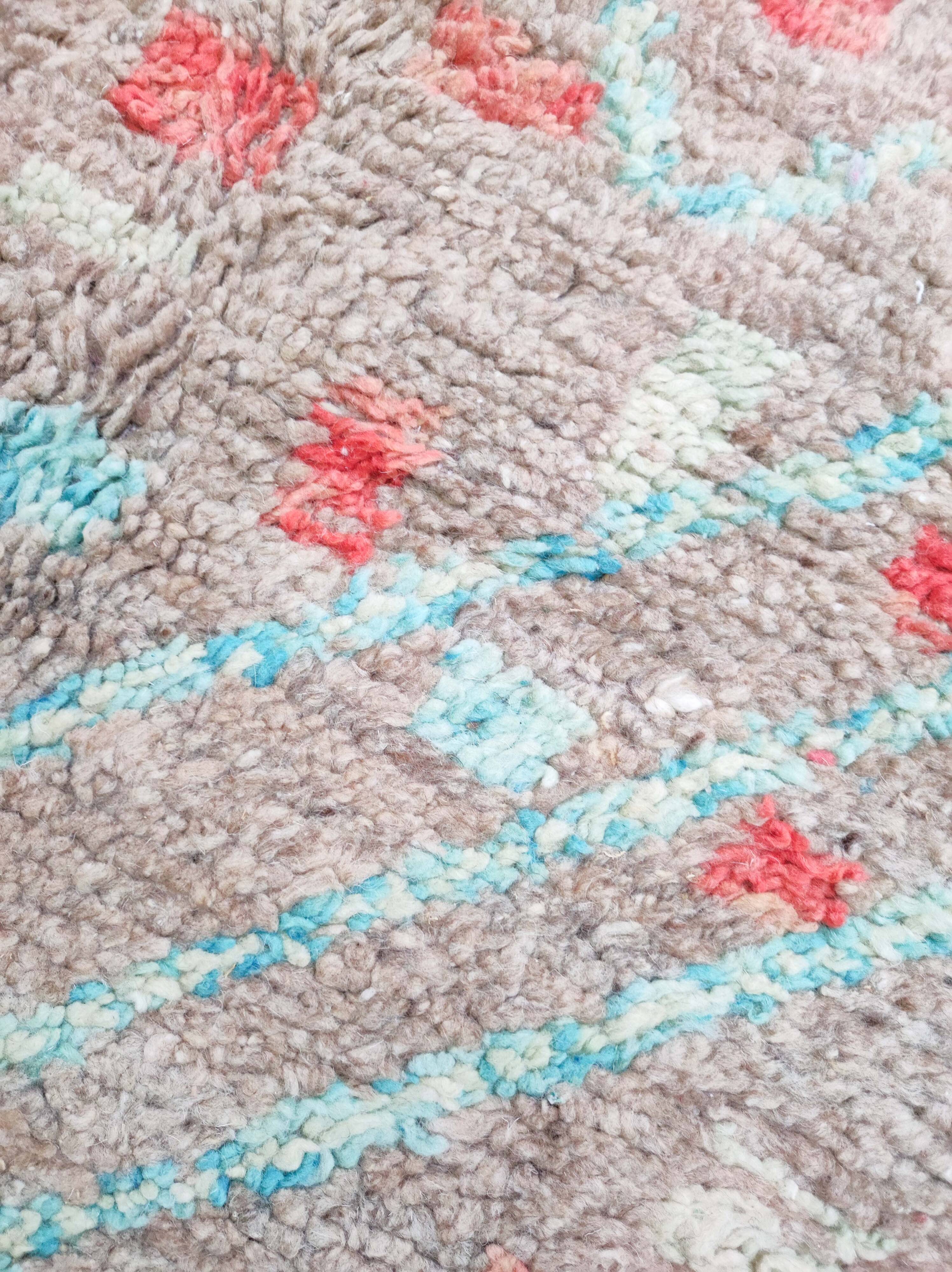 Colorful Boujaad Moroccan Berber rug dimensions 2.37x1.59m