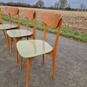 Set of 5 vintage Scandinavian style chairs