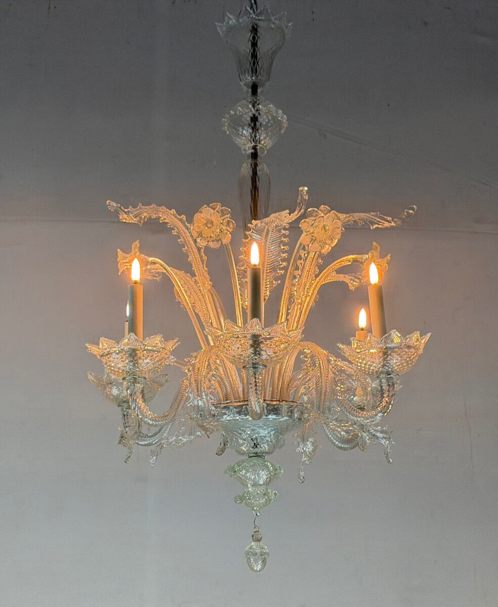 Venetian lustre in colourless Murano glass, 6 light arms, circa 1950.