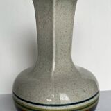 Lapid ceramic vase