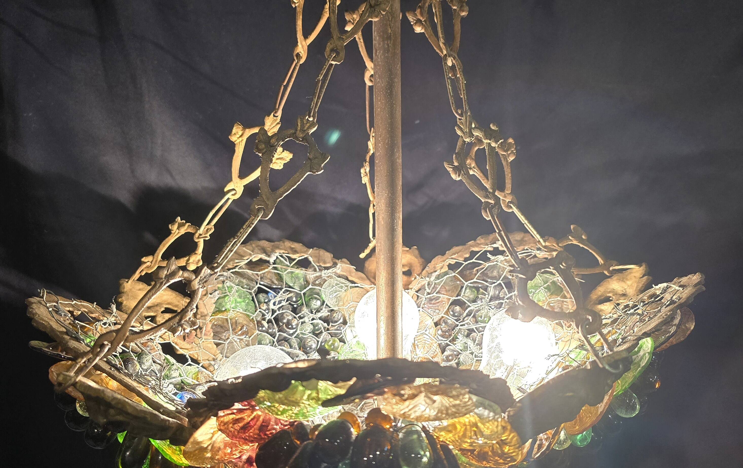 Murano chandelier in bronze and bunches of grapes