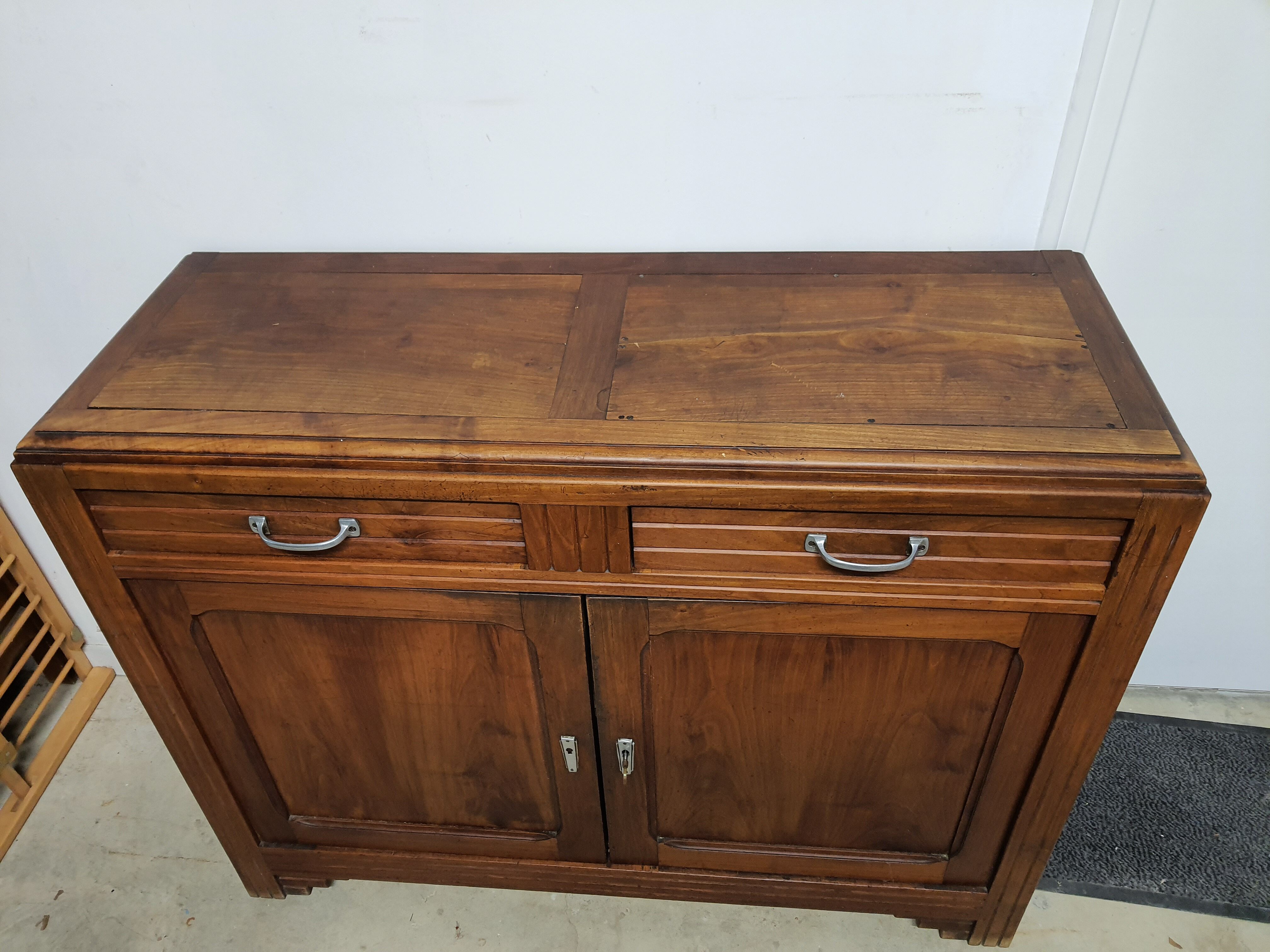 Vintage parisian buffet