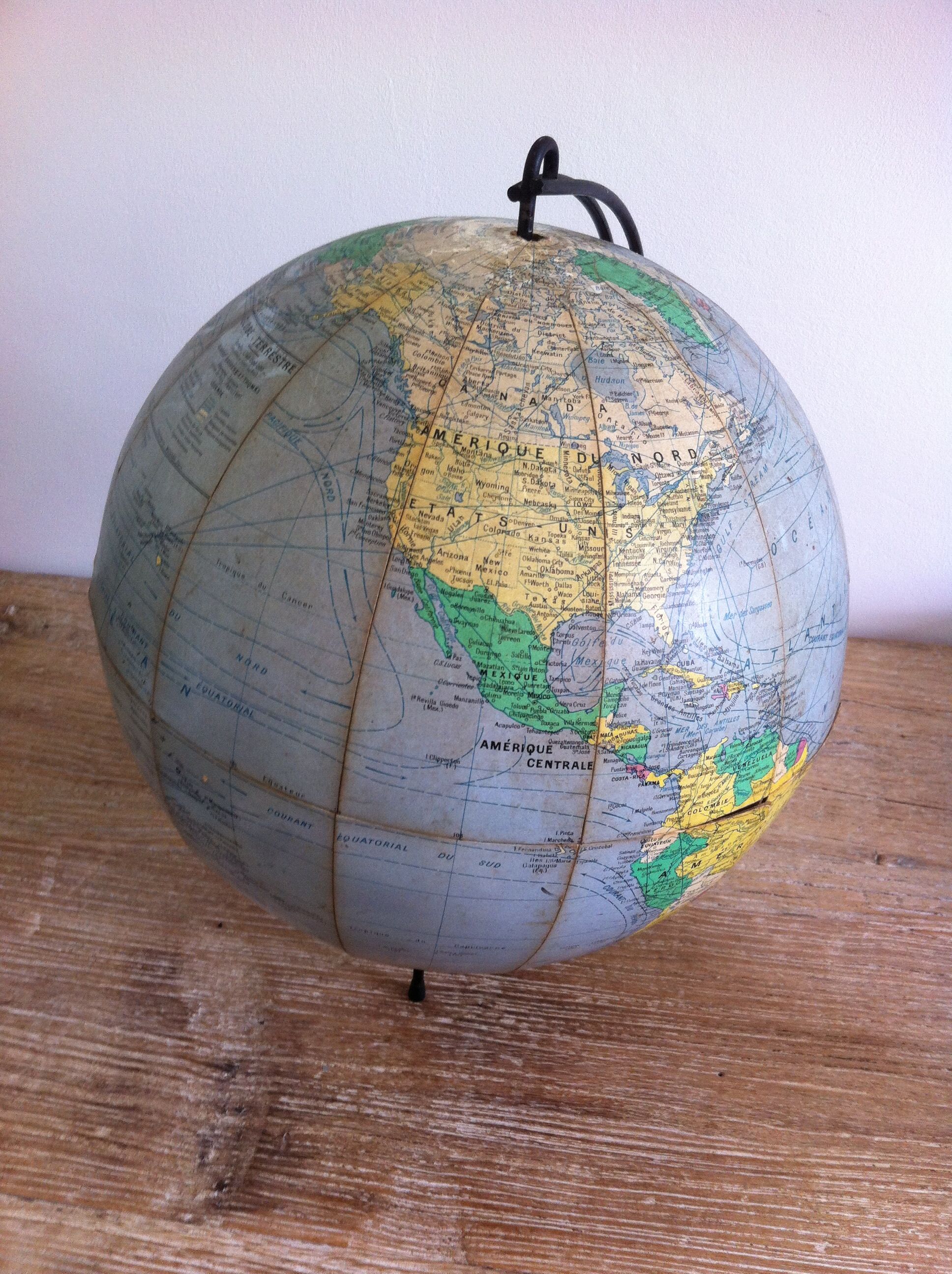 Tripod terrestrial globe