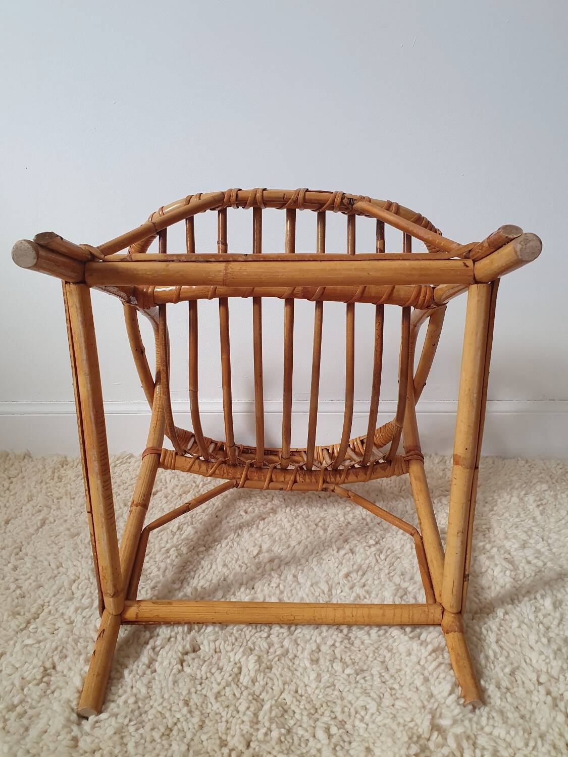 Children's rattan basket armchair