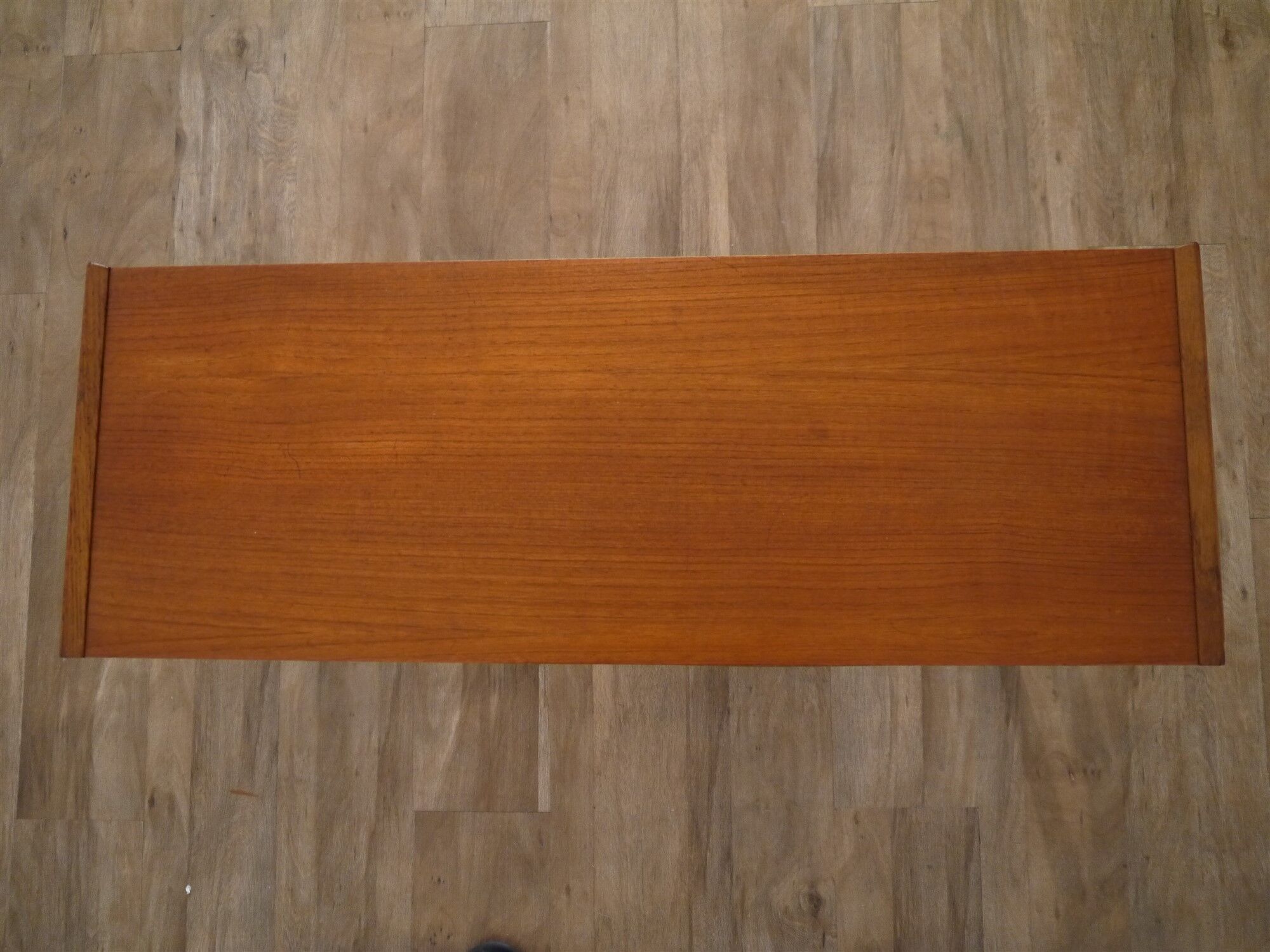 Meuble d'appoint vintage scandinave en teck