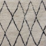Azilal Berber rug in handmade wool 200 X 140 CM