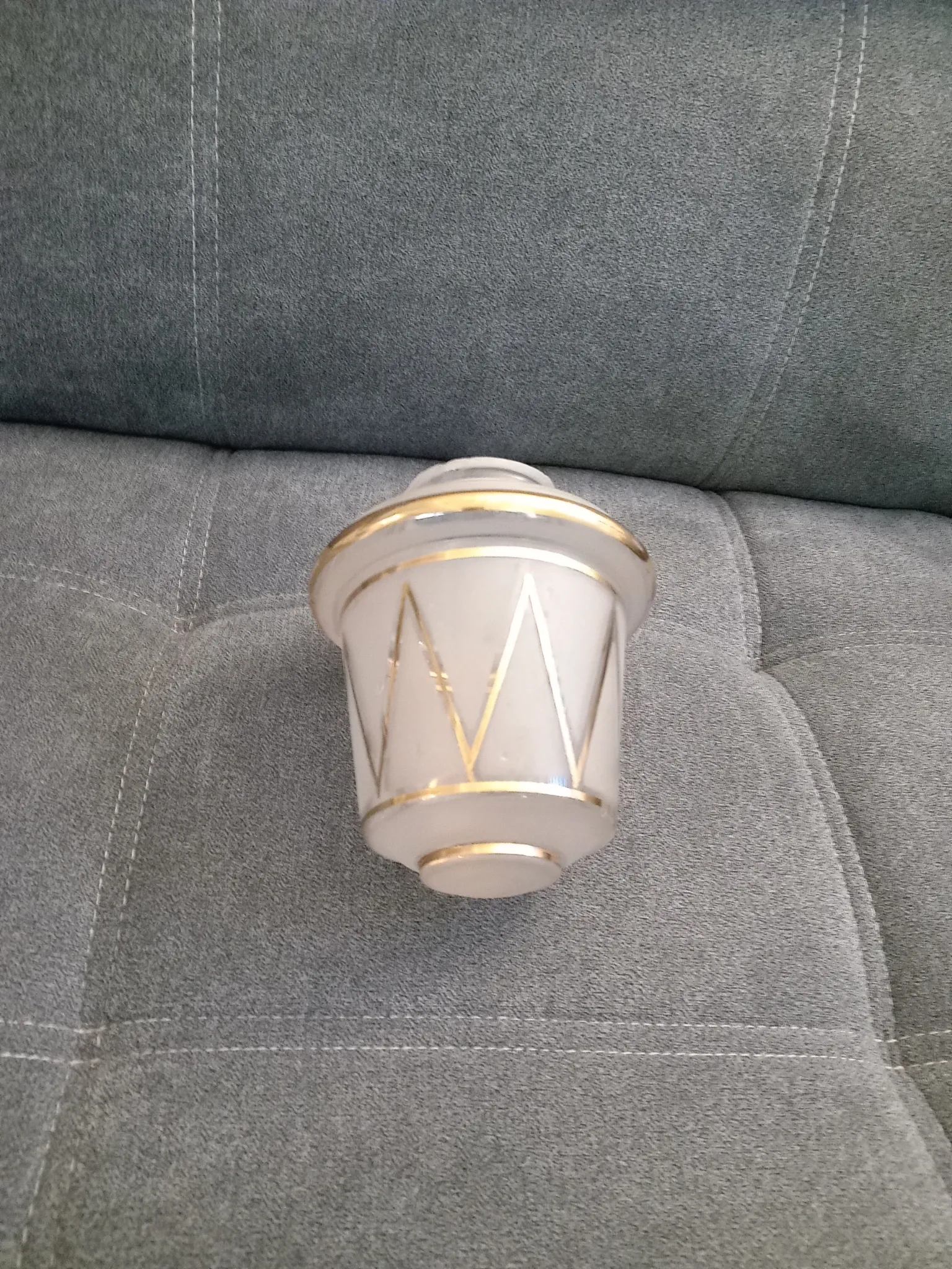 Lampshade / globe art and decor