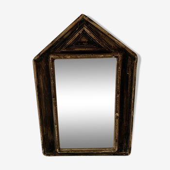 Wood mirror, popular art