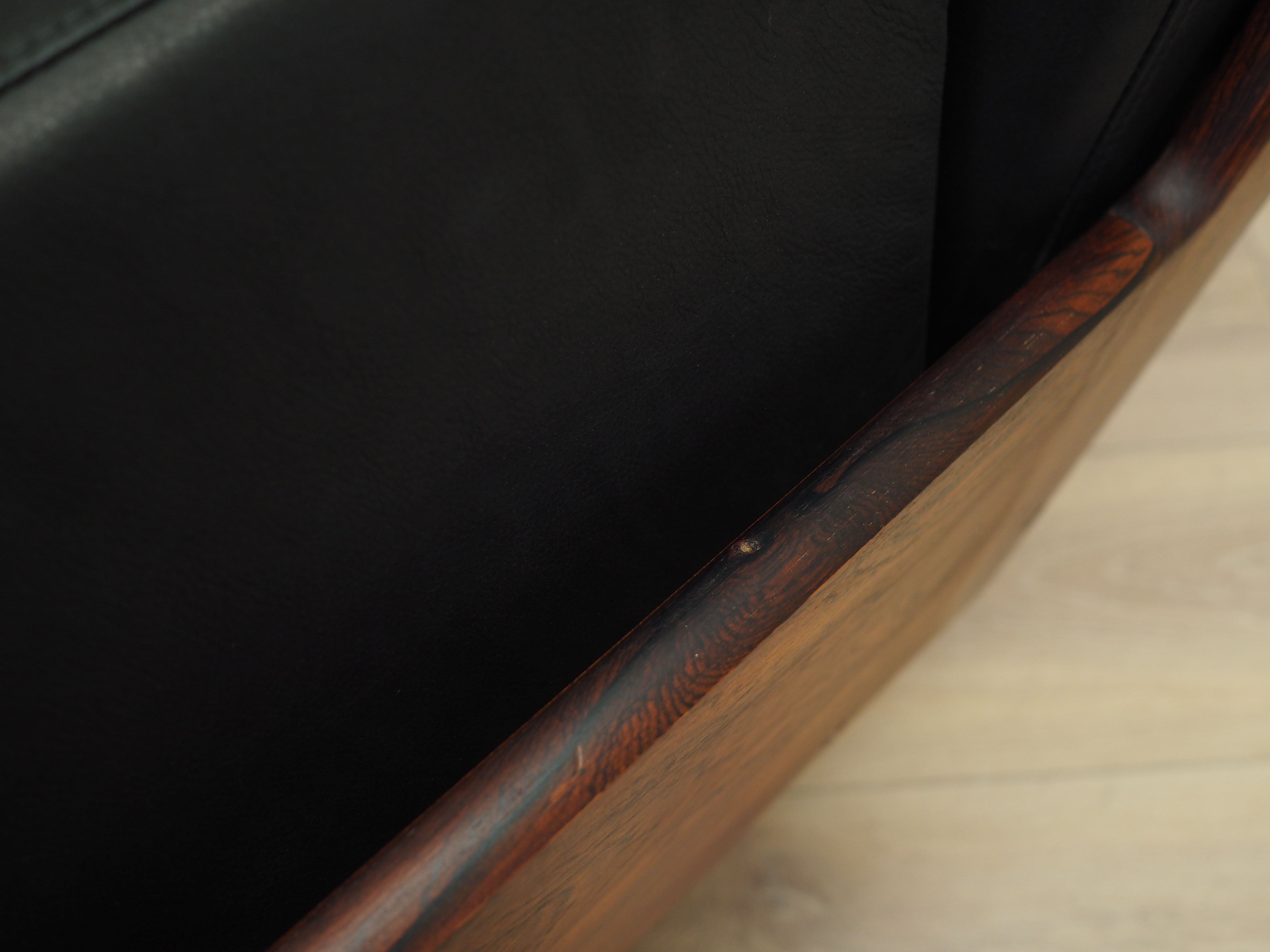 Fauteuil de bureau en cuir, design danois, années 1970, production: Danemark