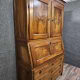 Secretary with three bodies in walnut from the Louis XVI period.