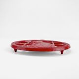 Red cast iron trivia cat décor