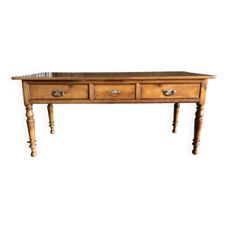 Table / bureau de style Louis Philippe à 3 tiroirs en cerisier massif et piétement tourné