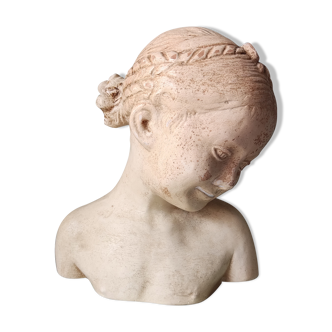 Buste jeune fille en plâtre