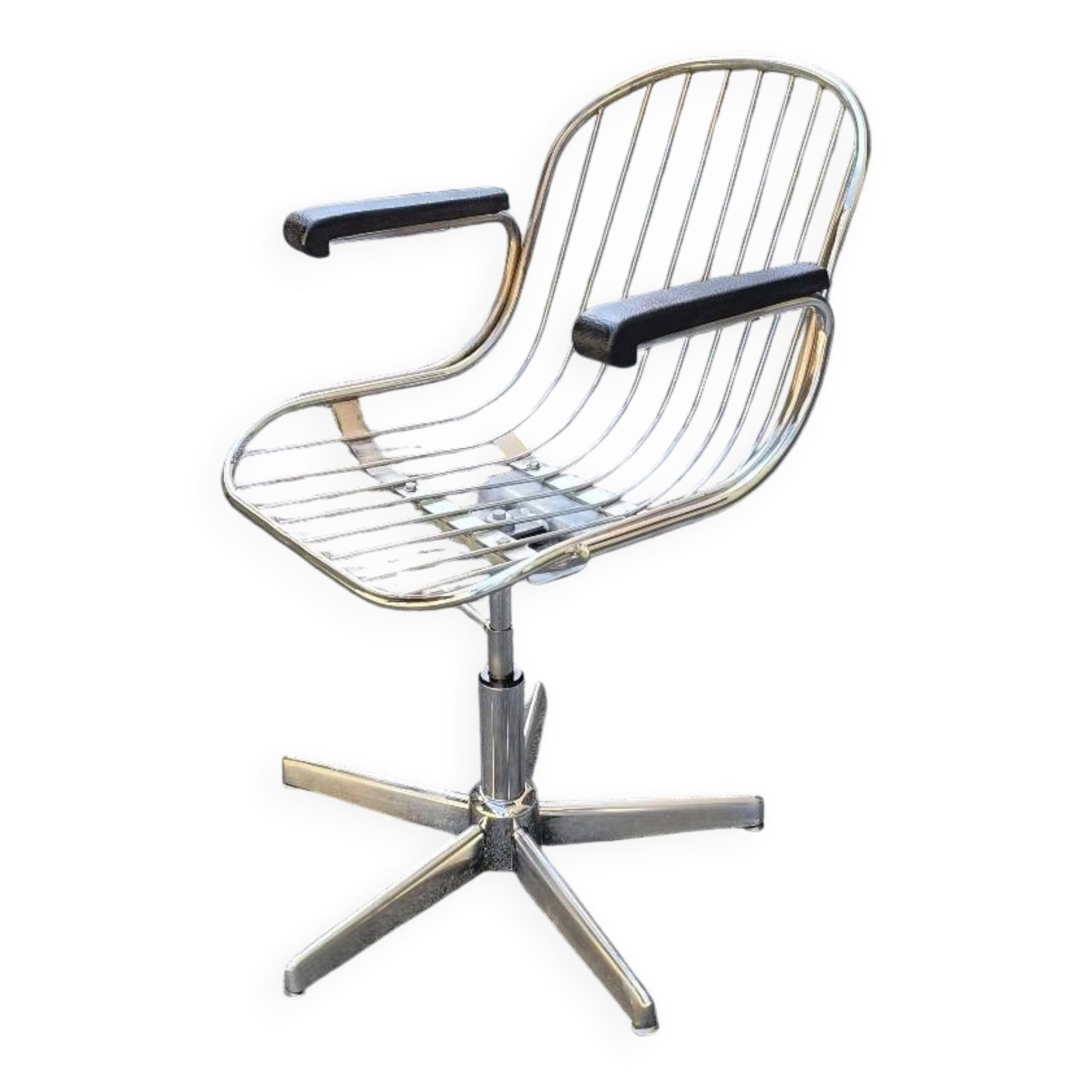 Fauteuil en métal chromé