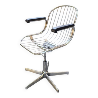 Fauteuil en métal chromé