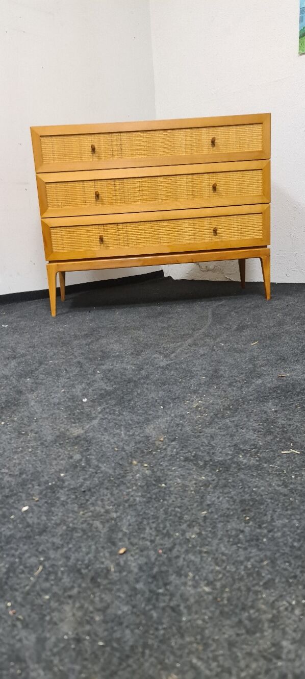Vintage chest of drawers