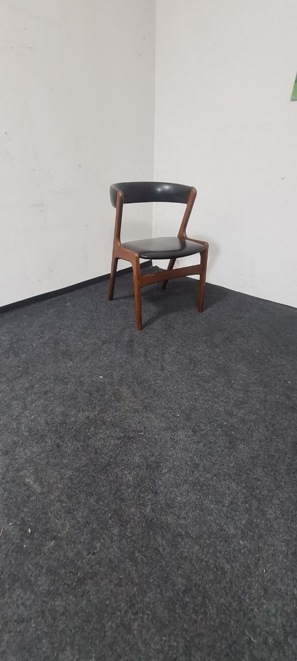 Vintage teak Z chair