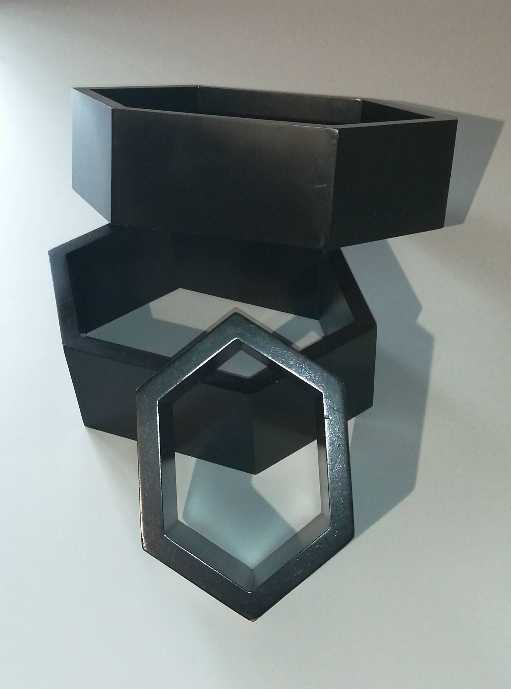 Set of 3 hexagonal nesting shelves design 80s vintage