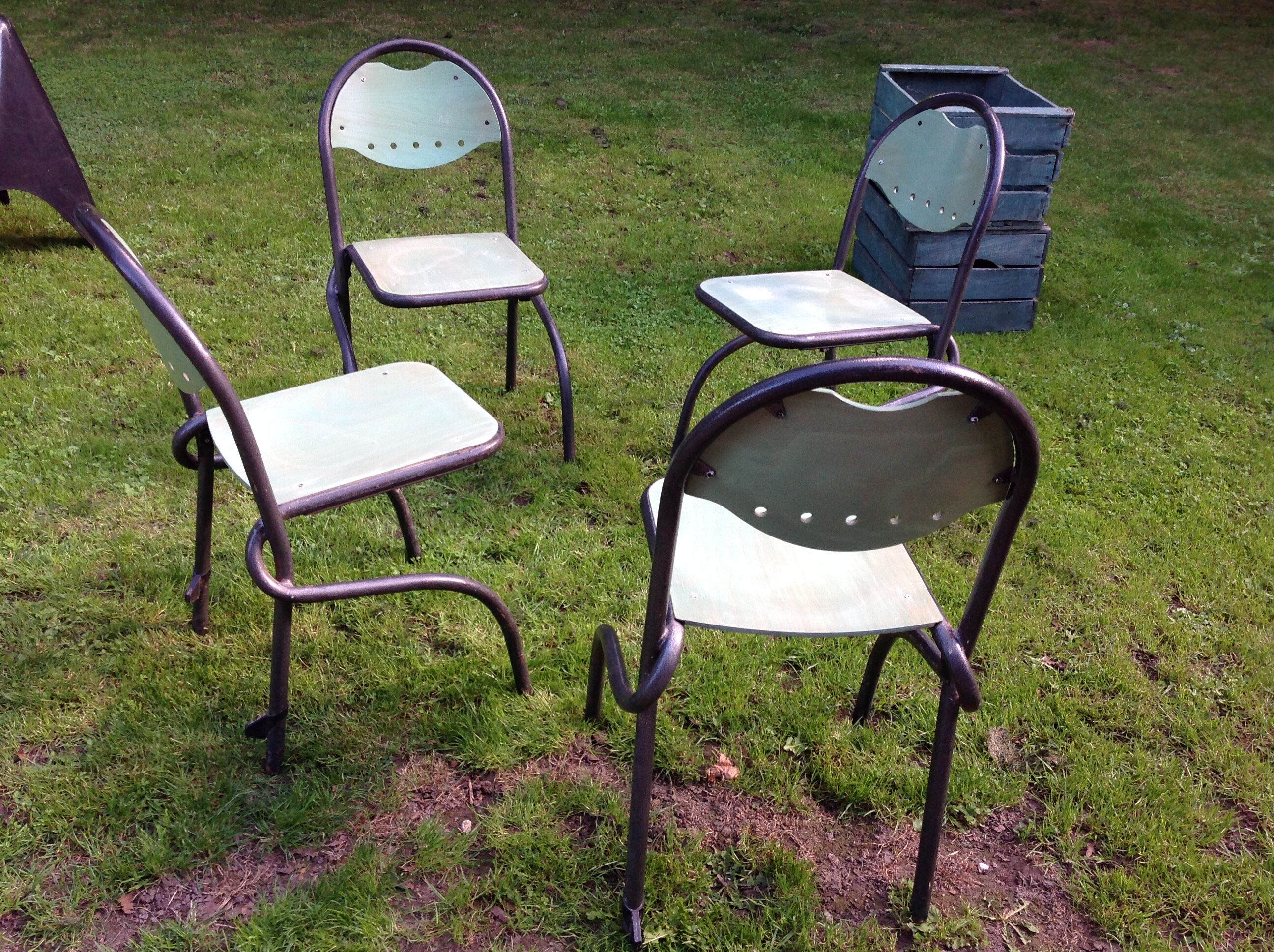 Series of 4 chairs