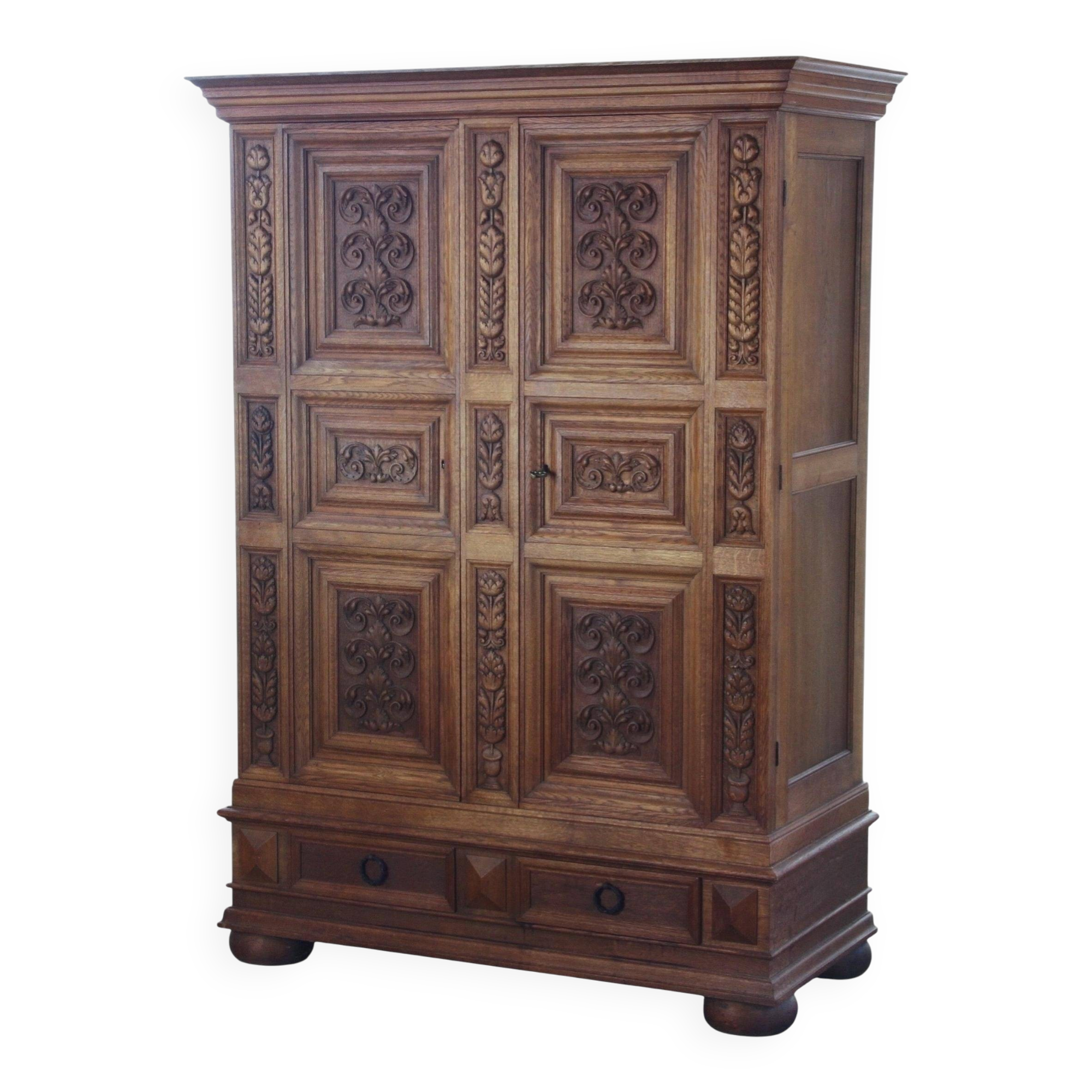 Vintage 1930s Solid Oak Danish Brutalist / Formhouse Cabinet
