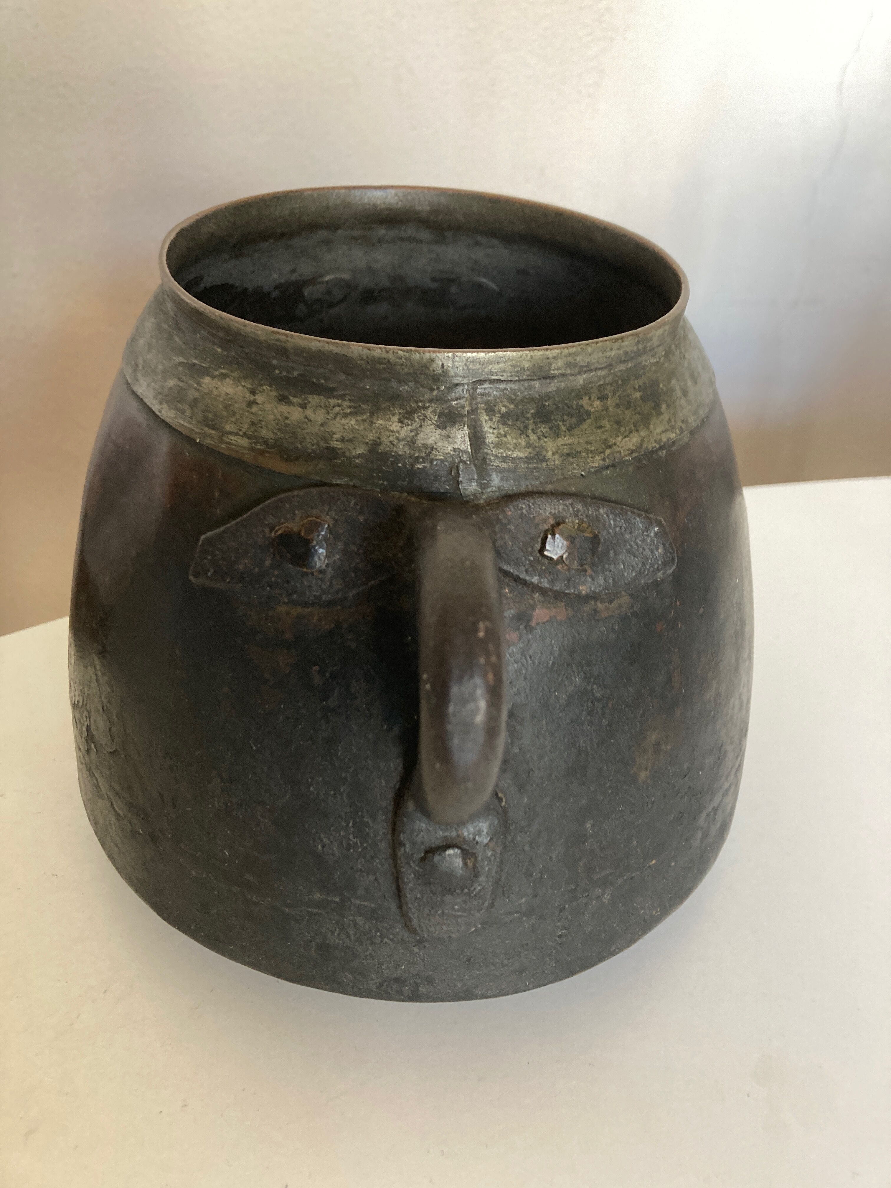 Pot cover vase face 1900 patina of origin