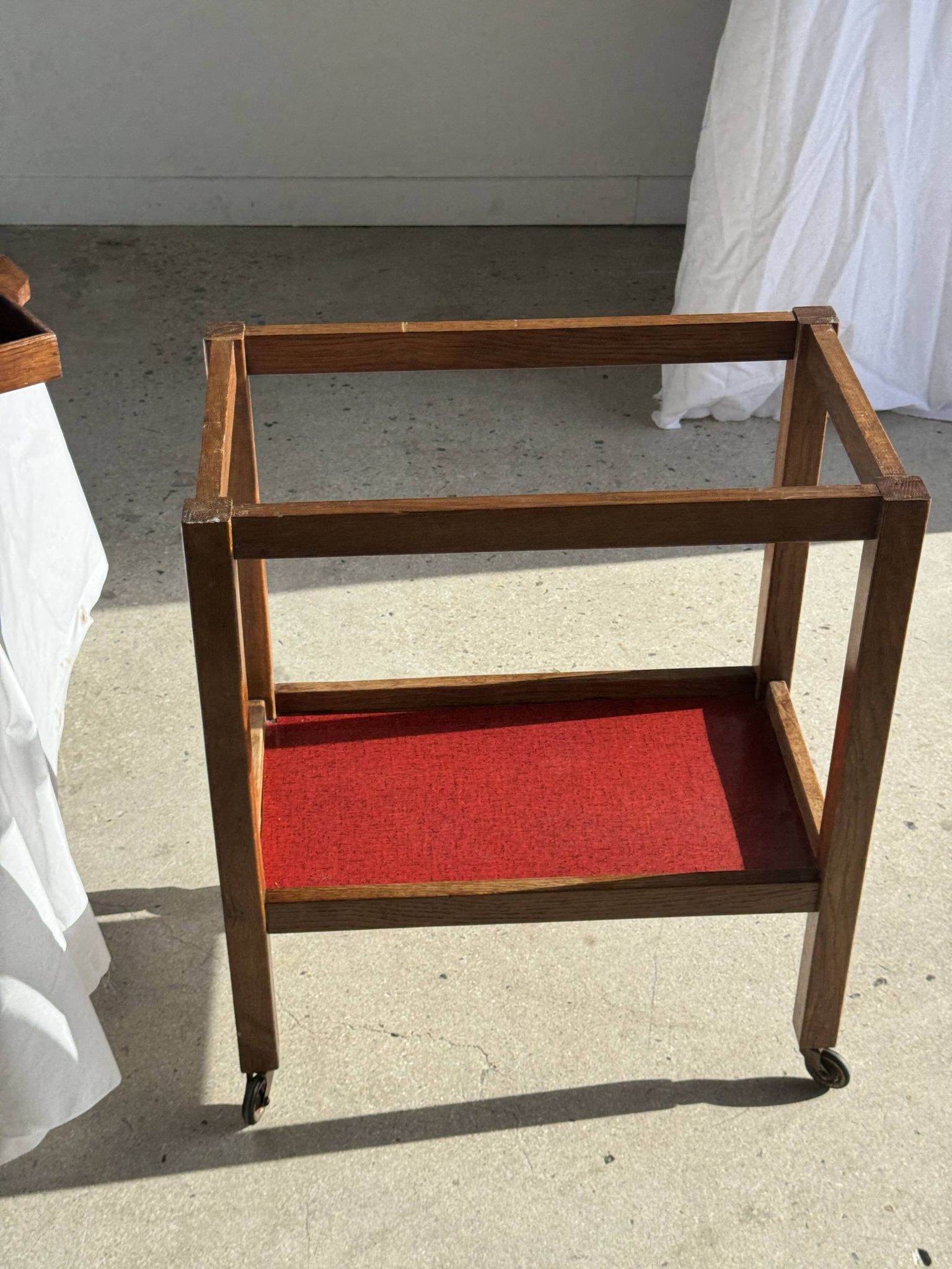 Wooden rolling trolley with removable top H66 75x35