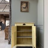 Yellow butter Parisian buffet