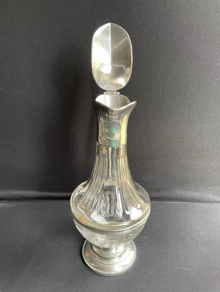 Ewn - Tin of the Manoir Paris France