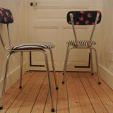 2 retro chairs