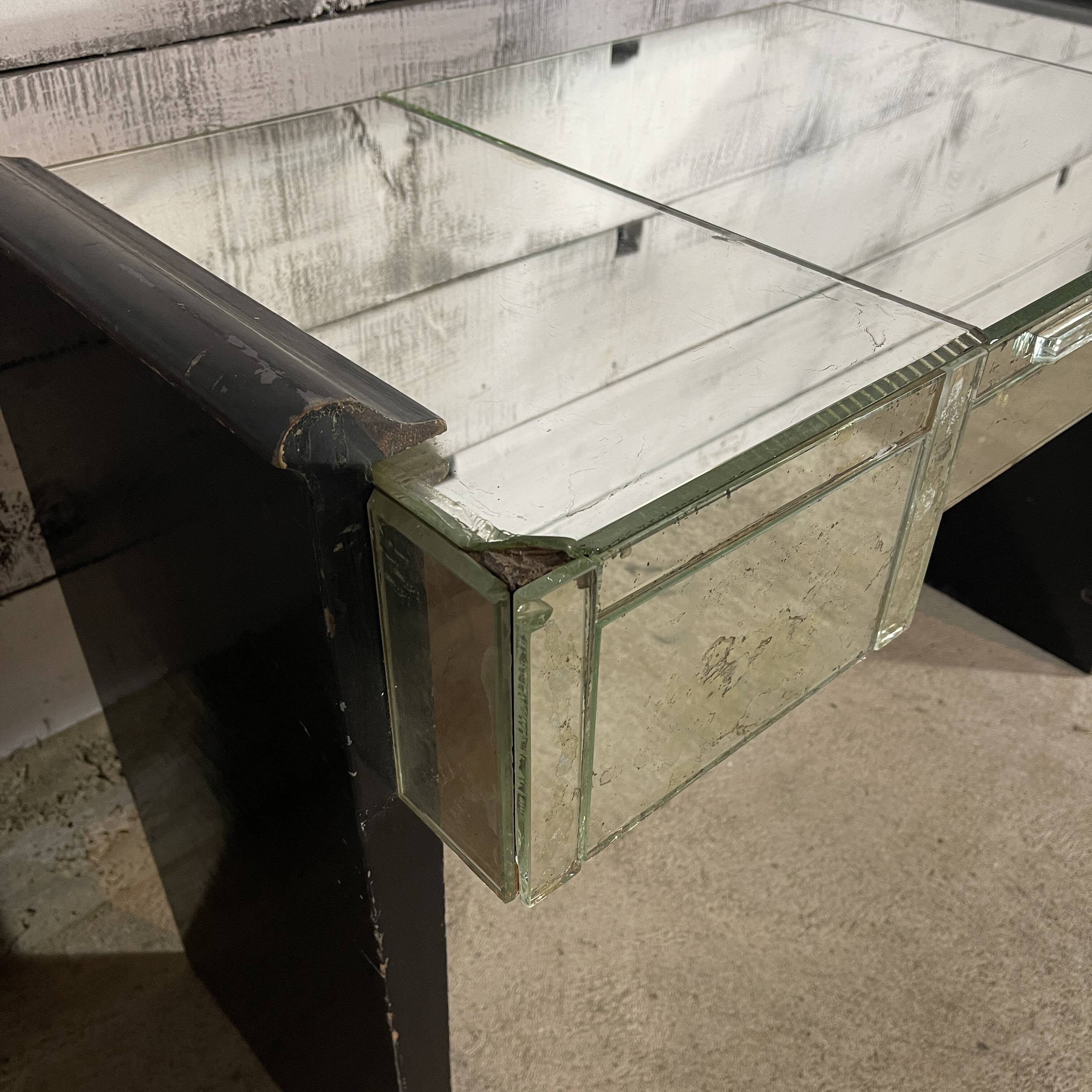 Vintage mirror dressing table