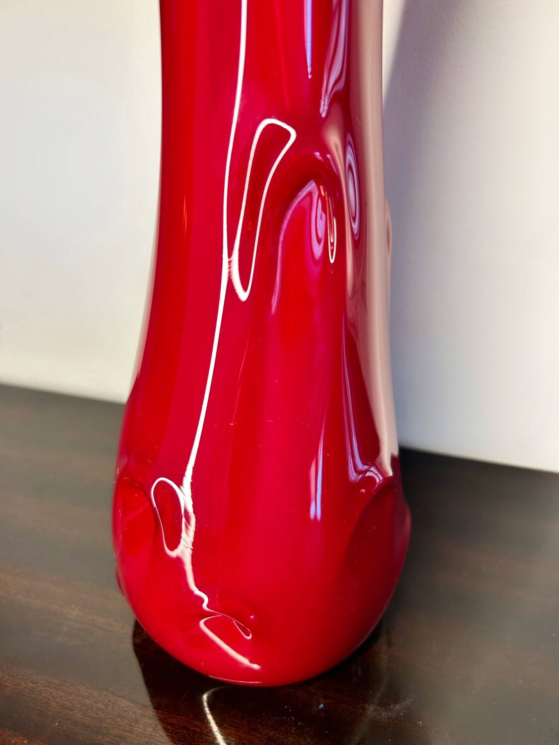 Vintage red Murano soliflore vase