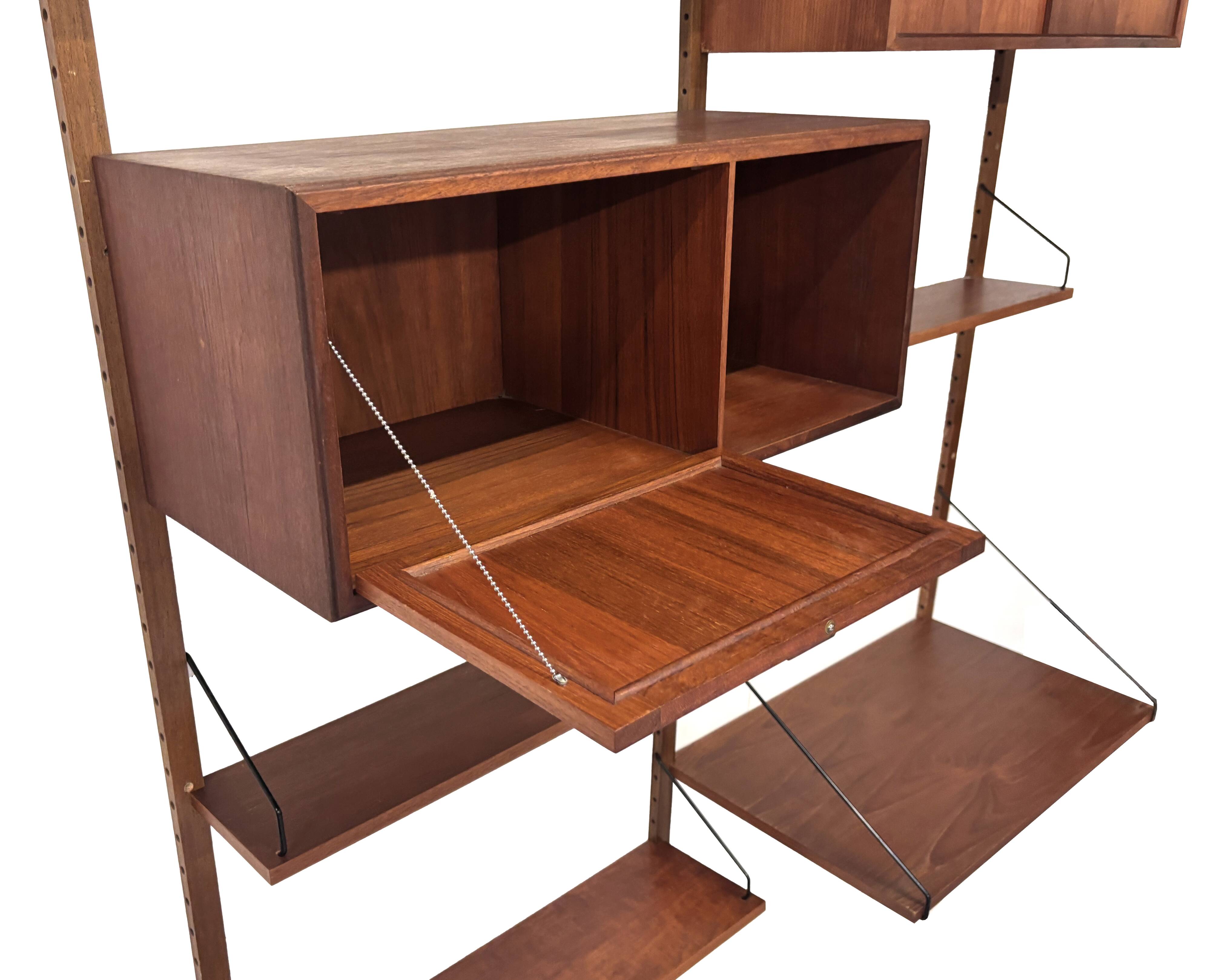 Vintage Poul Cadovius Royal System wall system wall unit