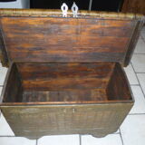 indian chest with spices and wheels