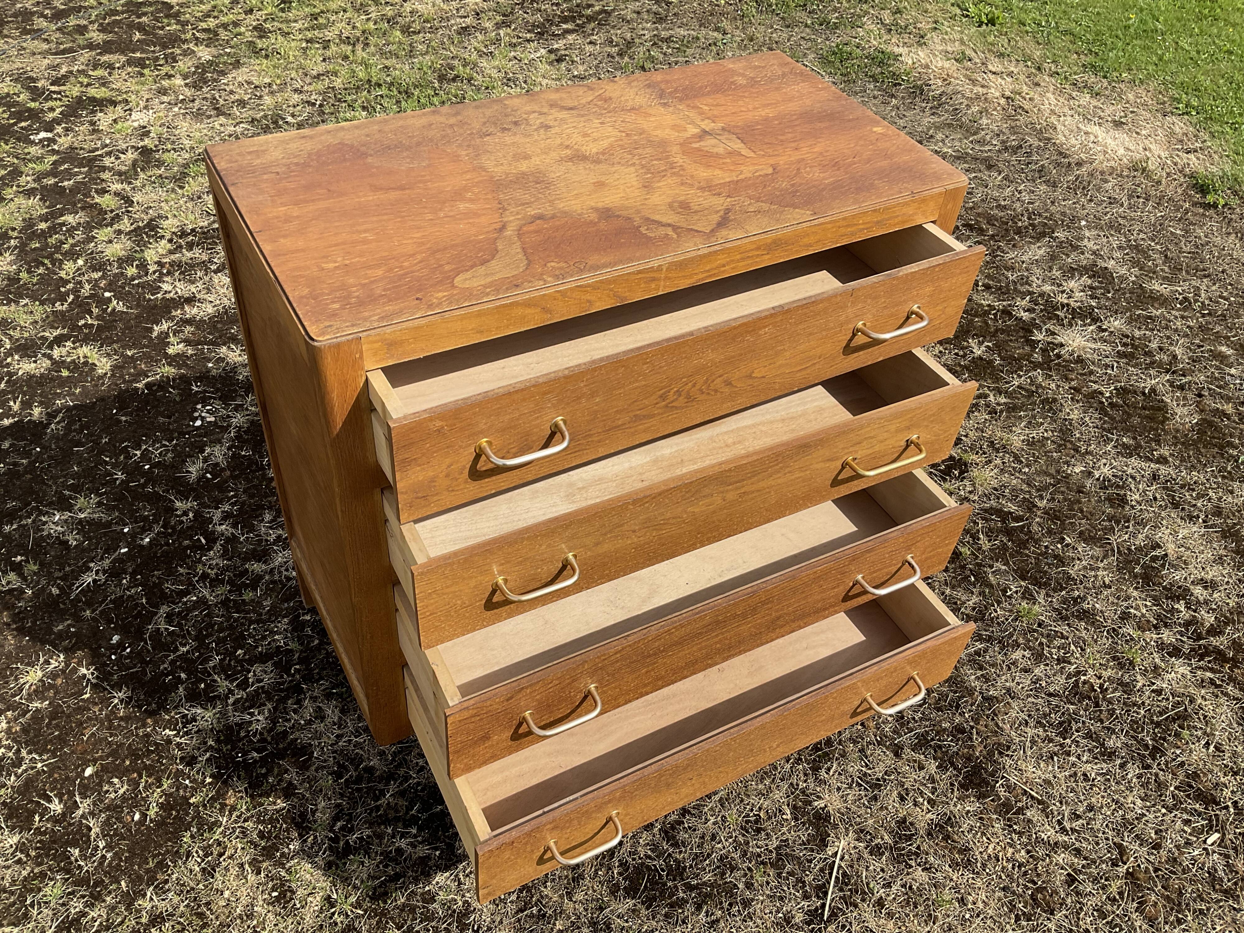 Vintage chest of drawers