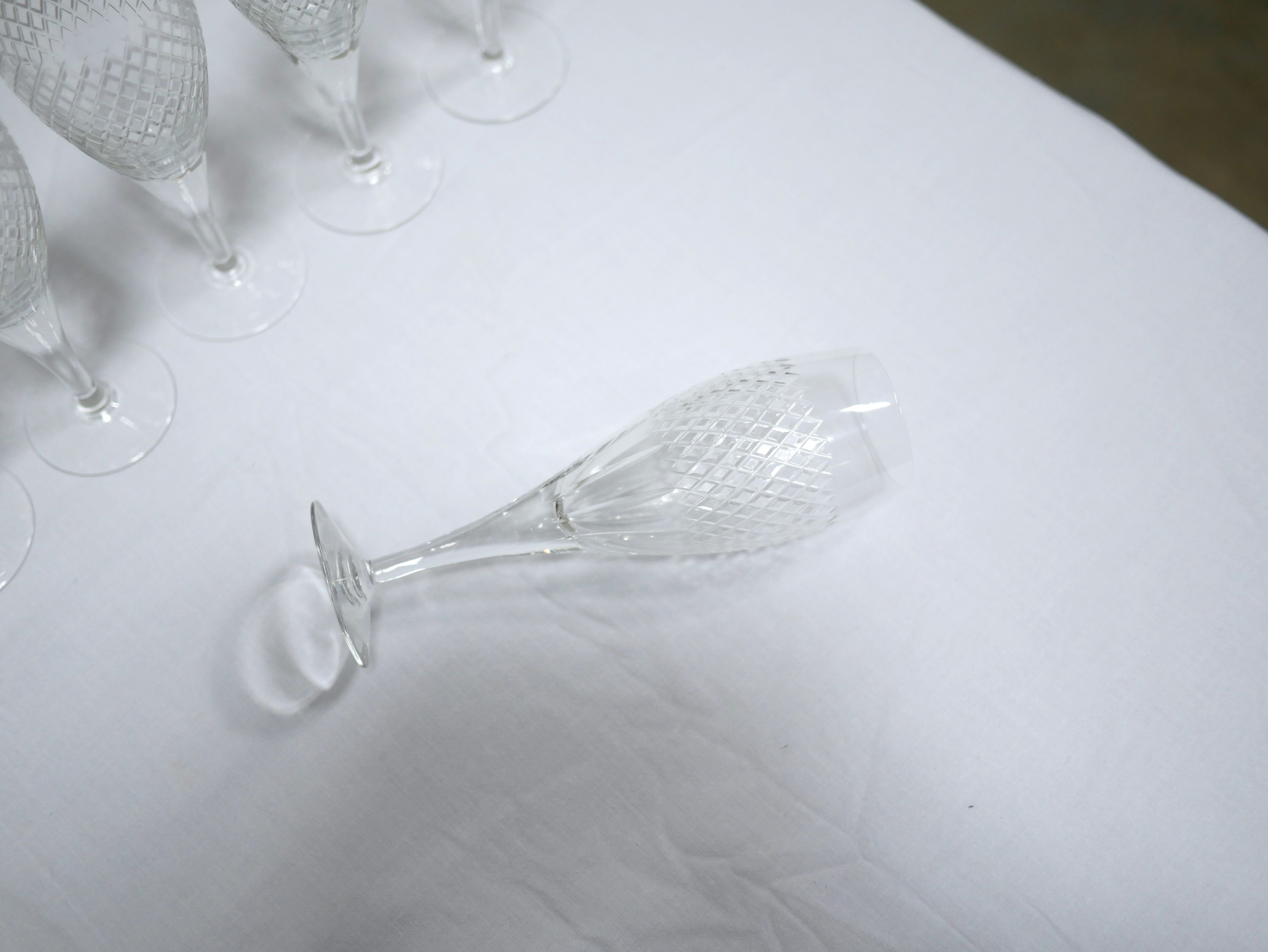 Series of 10 vintage crystal champagne flutes