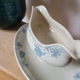 U&c sarreguemines clover sauceboat