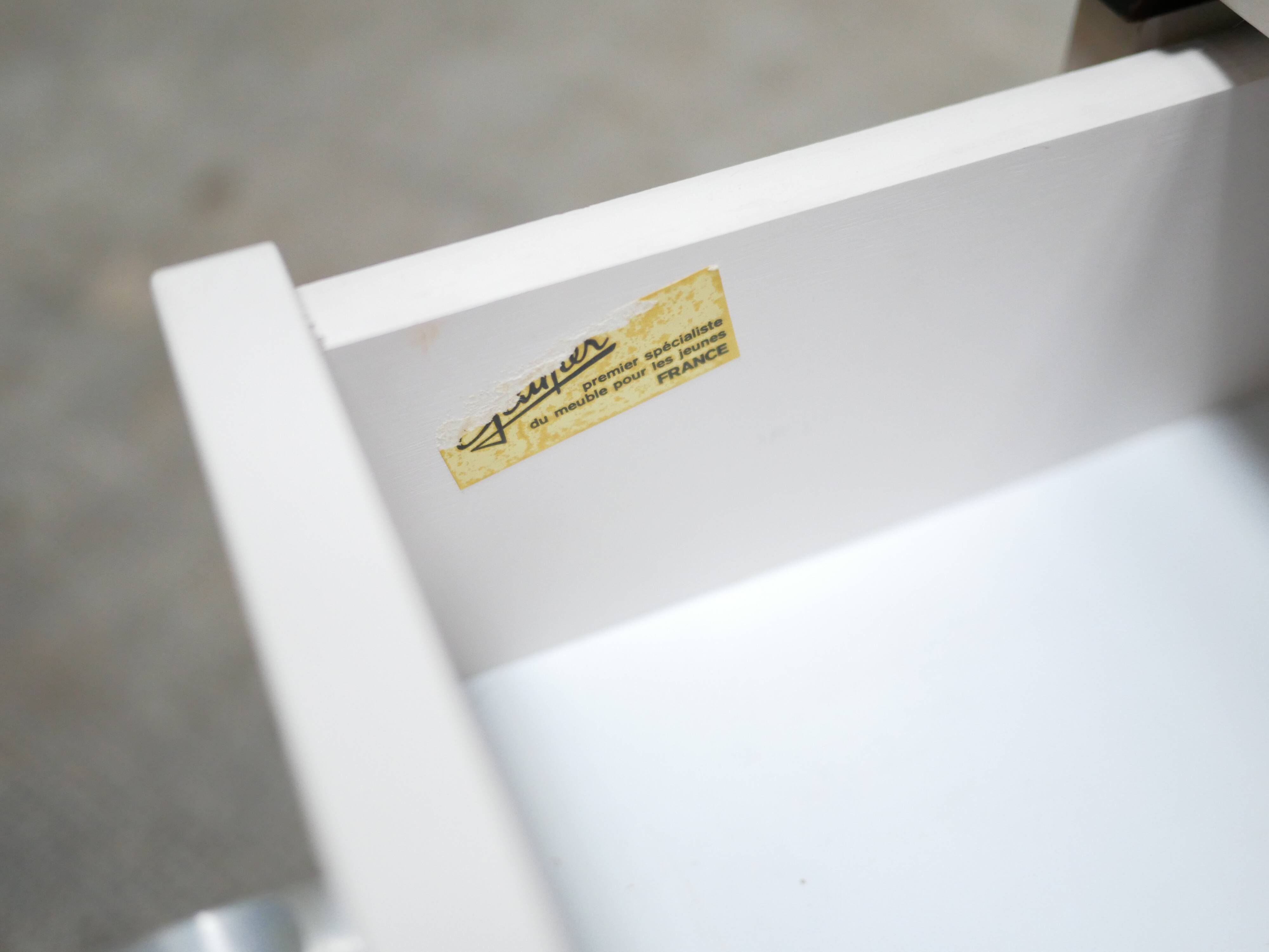 Chevet vintage blanc édité par Gautier
