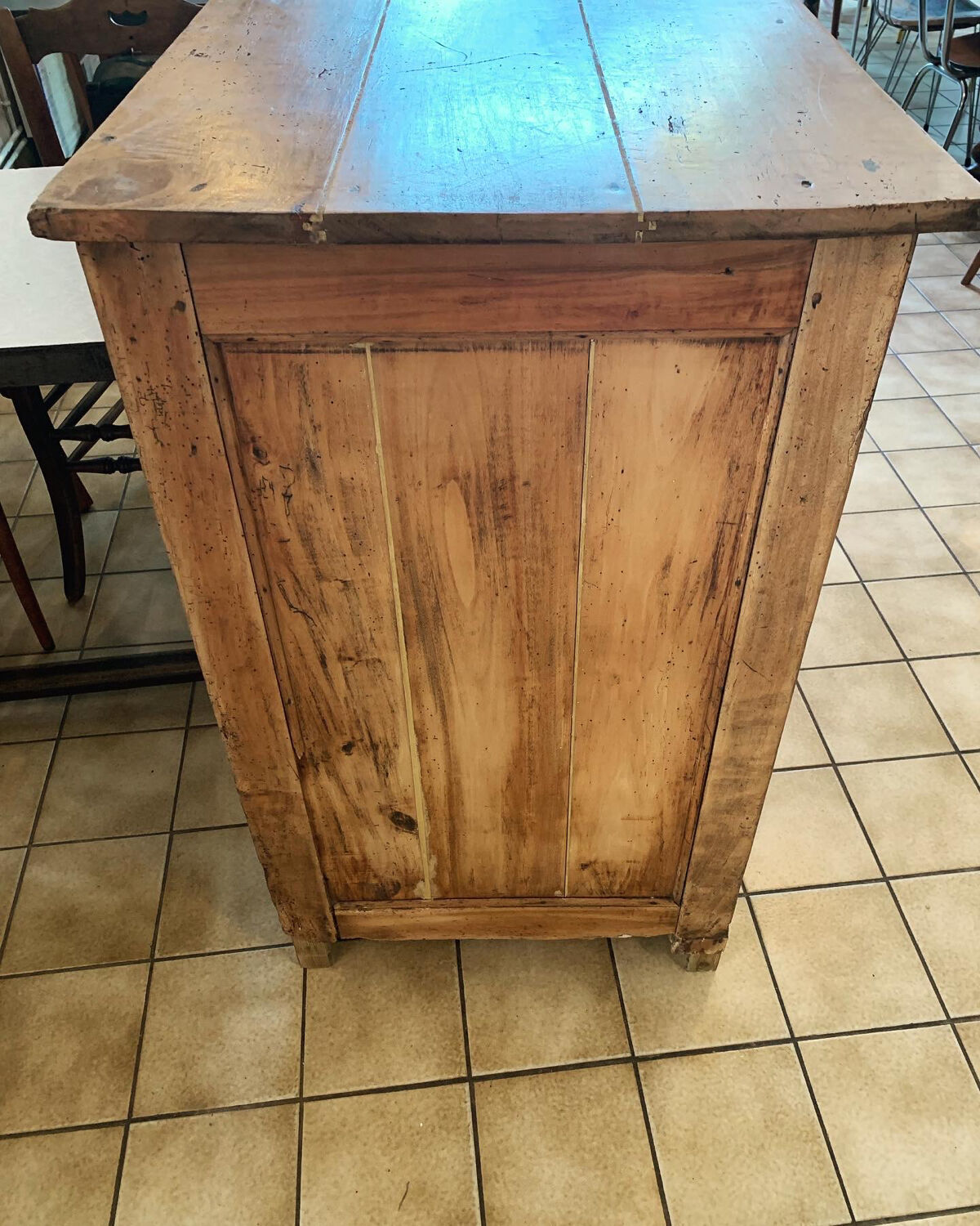 Cherry chest of drawers