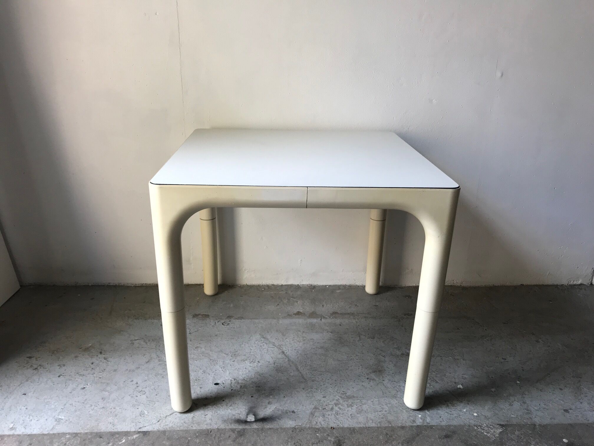 Table 1970 ring design Longato, Italie
