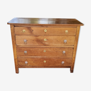 Cherry chest of drawers early nineteenth century