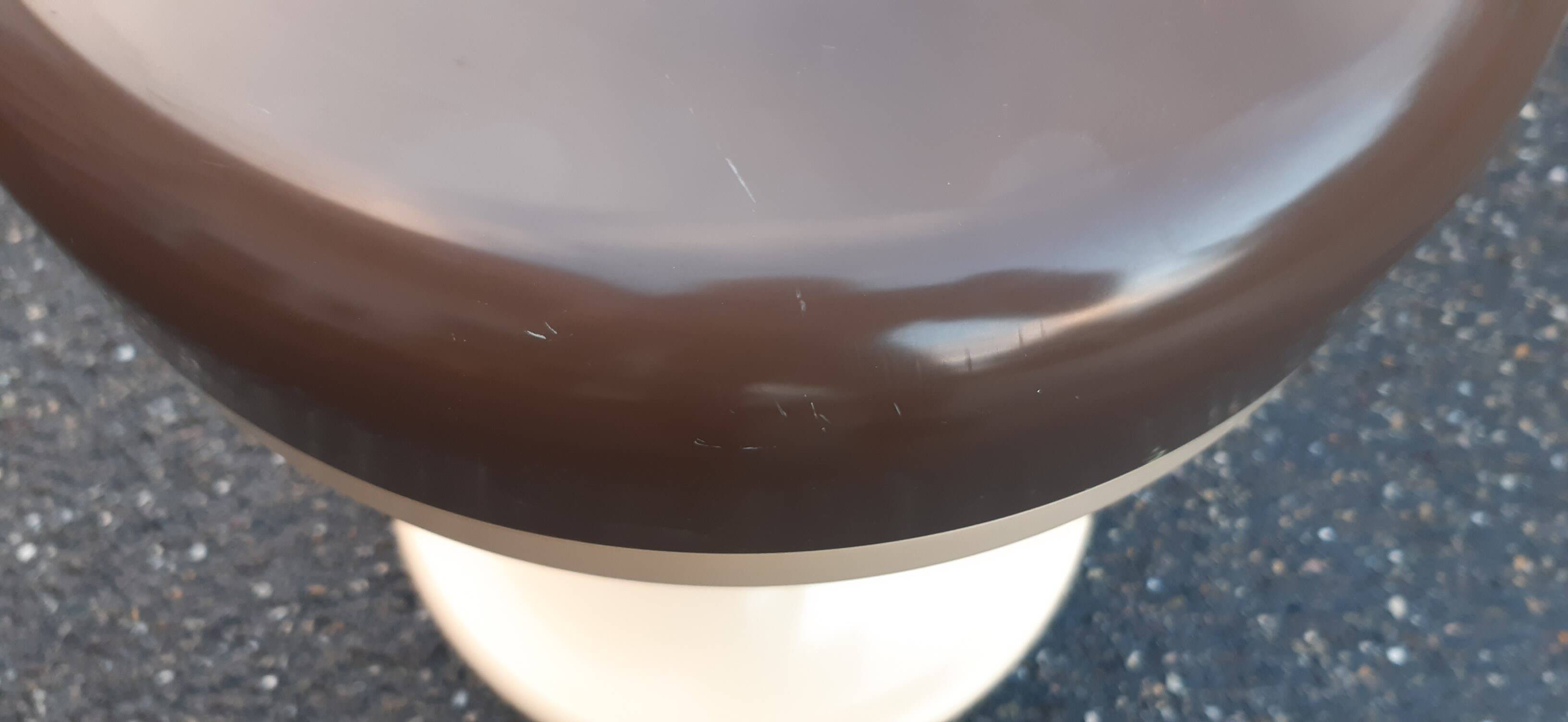 Isoklepa Space Age Stool