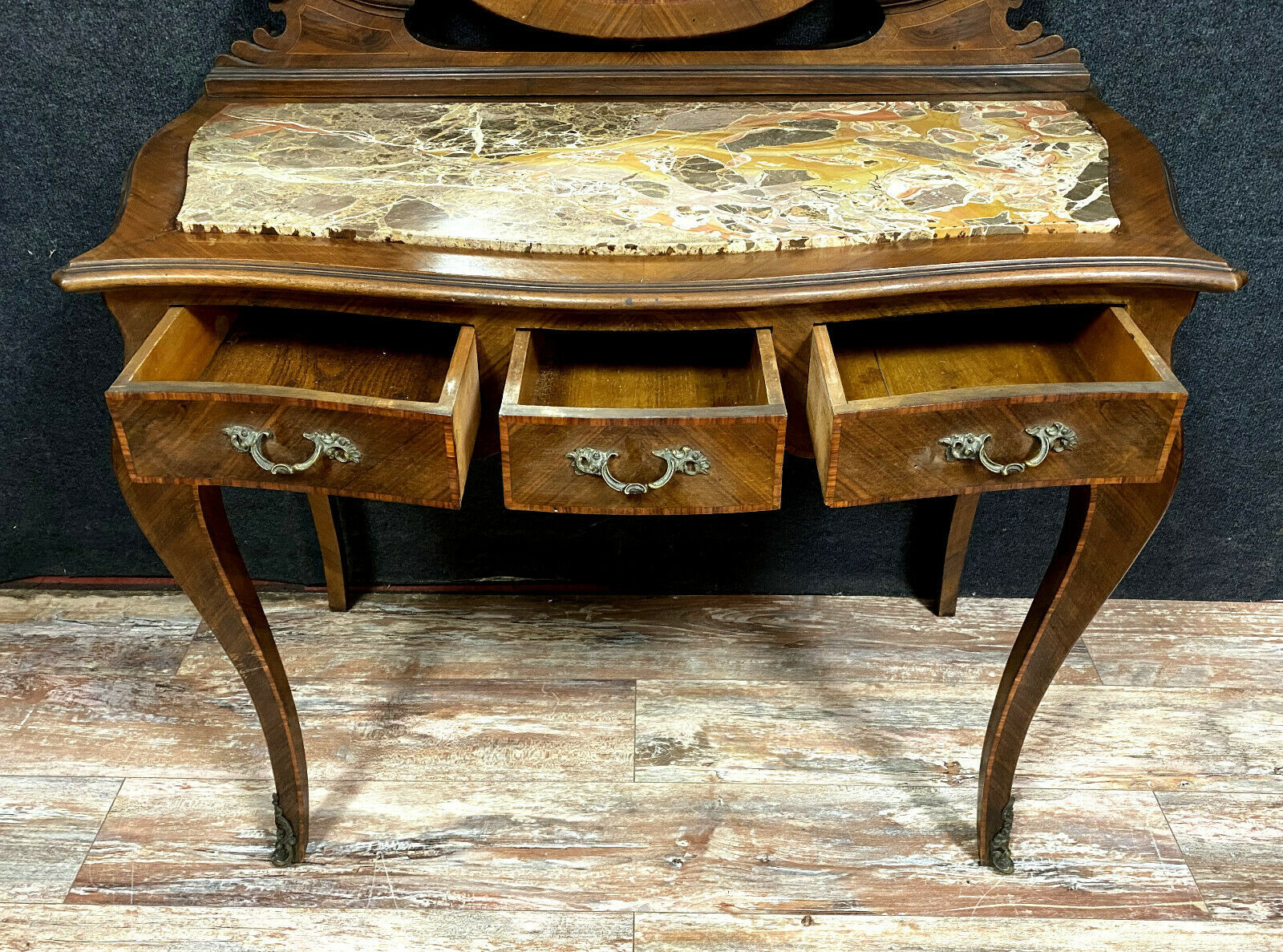 Louis XV toilet table curved in precious wood marquèterie