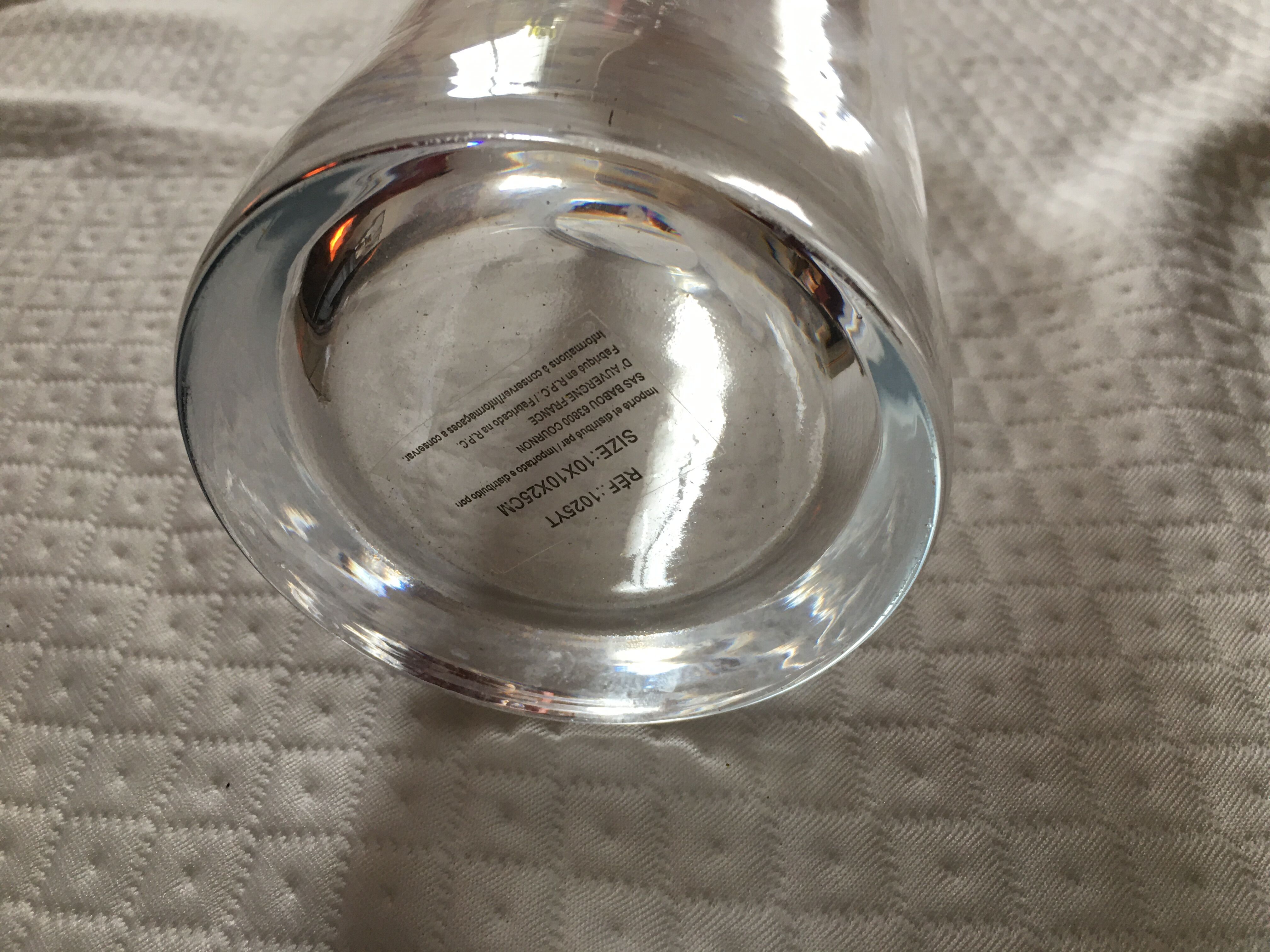 Modern vase straight shape