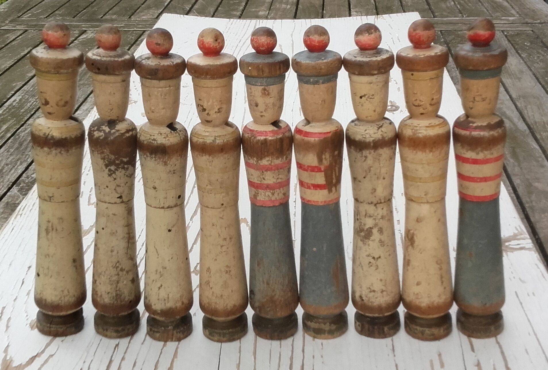 Jeu de 9 quilles marins en bois