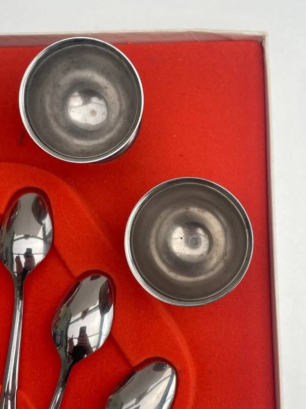 Guy Degrenne 6 egg cups + 6 spoons set – Stainless steel – Vintage with original box